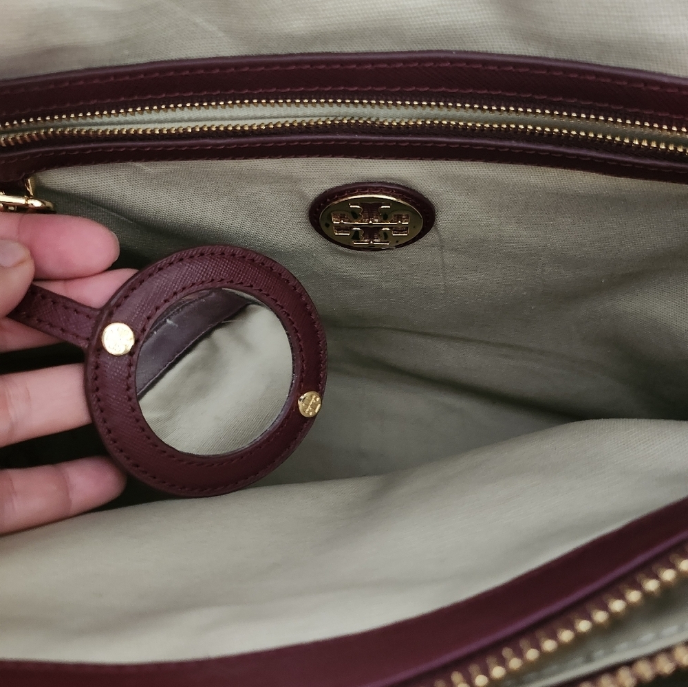 Tory Burch Robinson leather tote bag - Picture 7 of 11